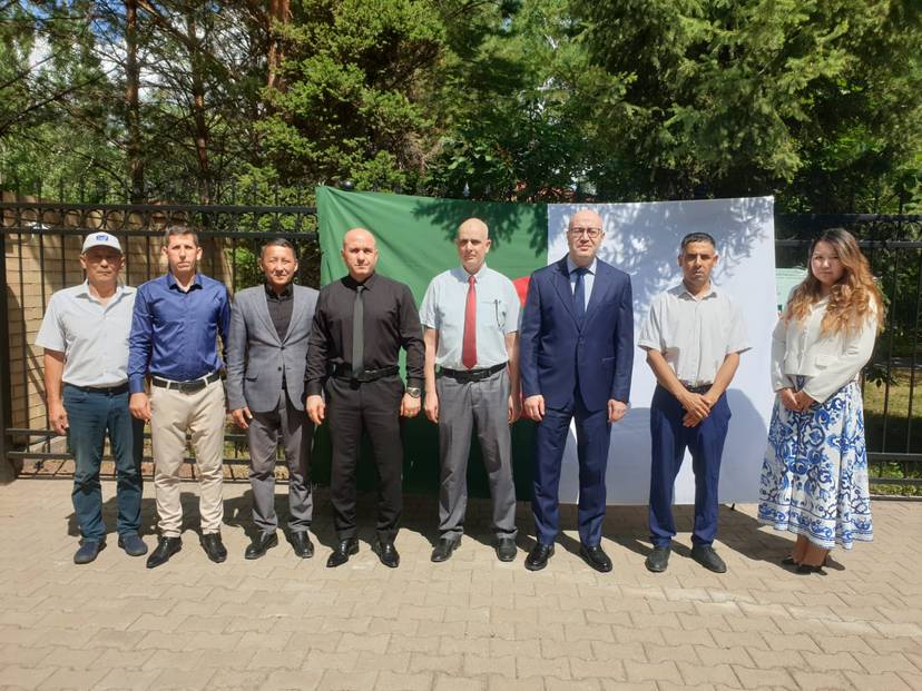 АЛЖИРДІҢ ТӘУЕЛСІЗДІГІНІҢ АЛПЫС ТӨРТ ЖЫЛДЫҒЫН АТАП ӨТУГЕ АРНАЛҒАН ЕЛШІНІҢ СӨЗІ
