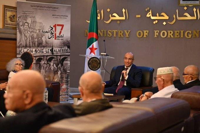 أشرف كاتب الدولة المكلف بالجالية الوطنية بالخارج على حفل استقبال على شرف وفد من أبناء الجالية الوطنية