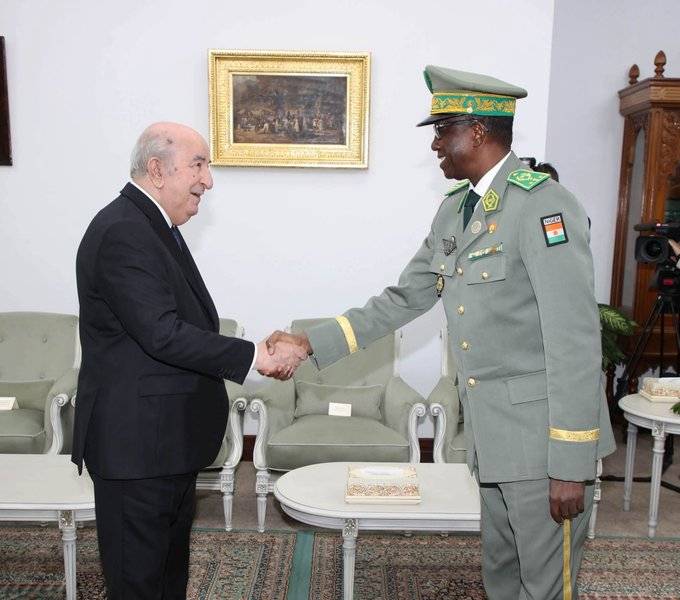 The President of the Republic receives General Salifou Mody, Minister of State and Minister of National Defence of the Republic of Niger