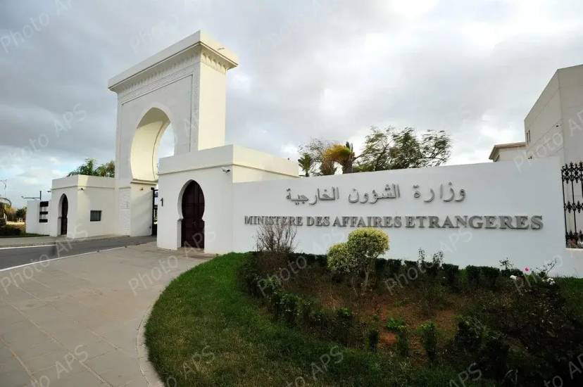 Algeria decides to sever diplomatic relations with the UAE.